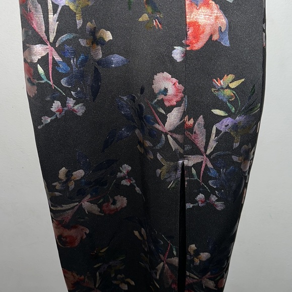 Black flower dress - Picture 4 of 5